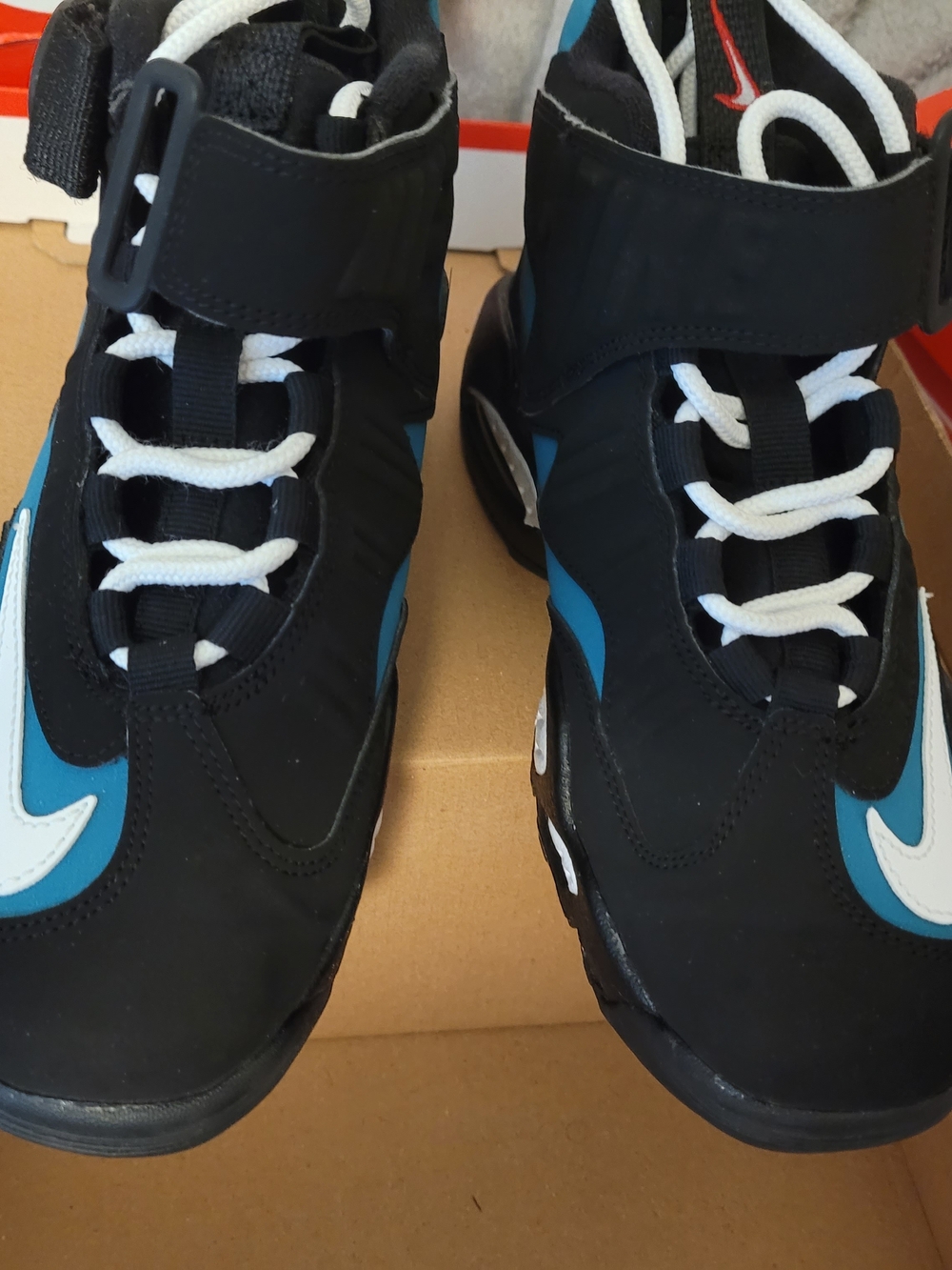 Nike Kids Black and Teal Athletic Sneakers - GRIFFEY'S